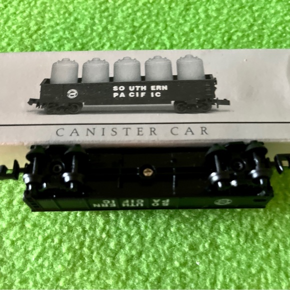 Southern Pacific N Scale Canister & Tank Car Open Boxes - Picture 10 of 11